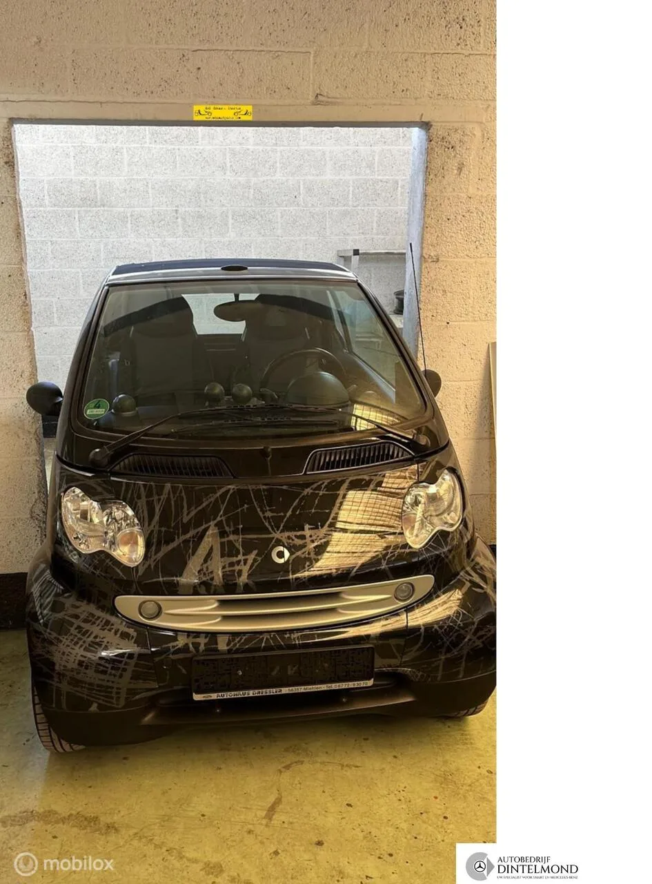 Smart Cabrio scratch black zuinige auto (2003) — foto 1