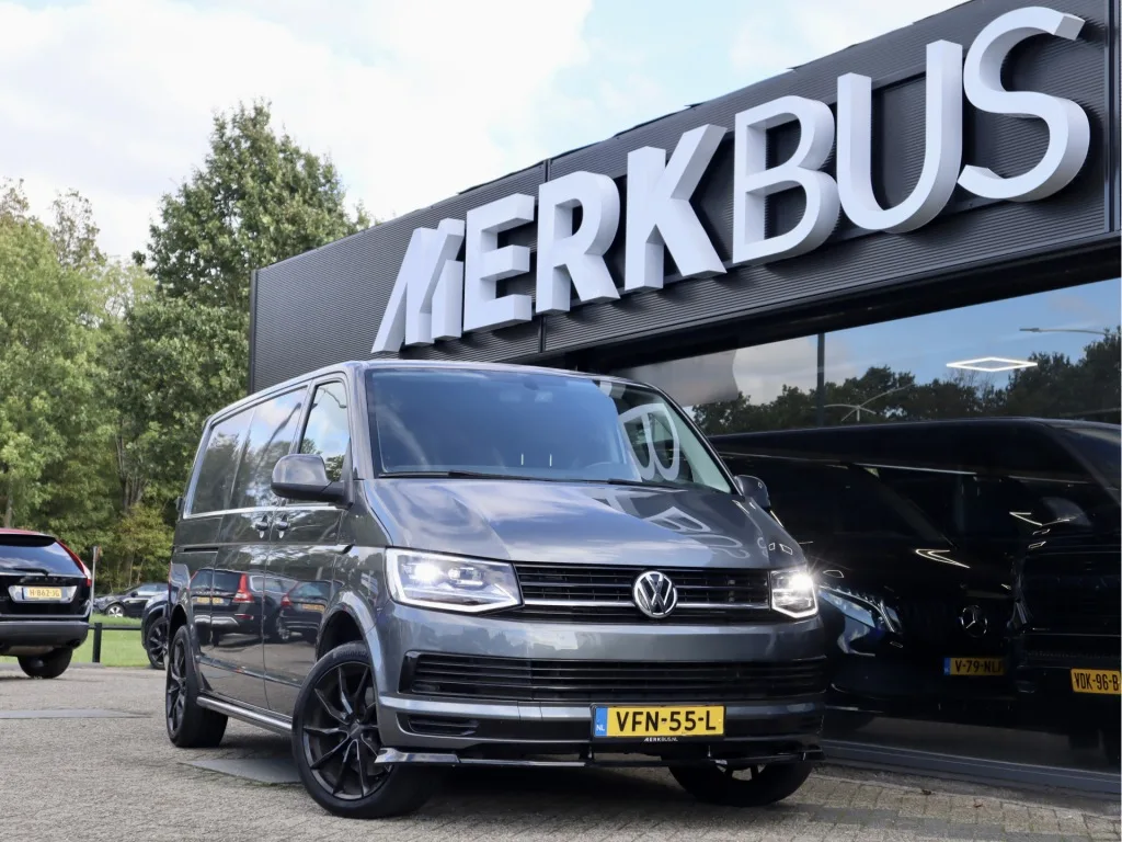 Volkswagen Transporter (2017) — foto 1