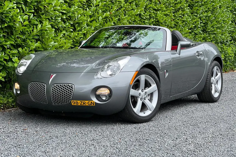 Pontiac SOLSTICE (2006)