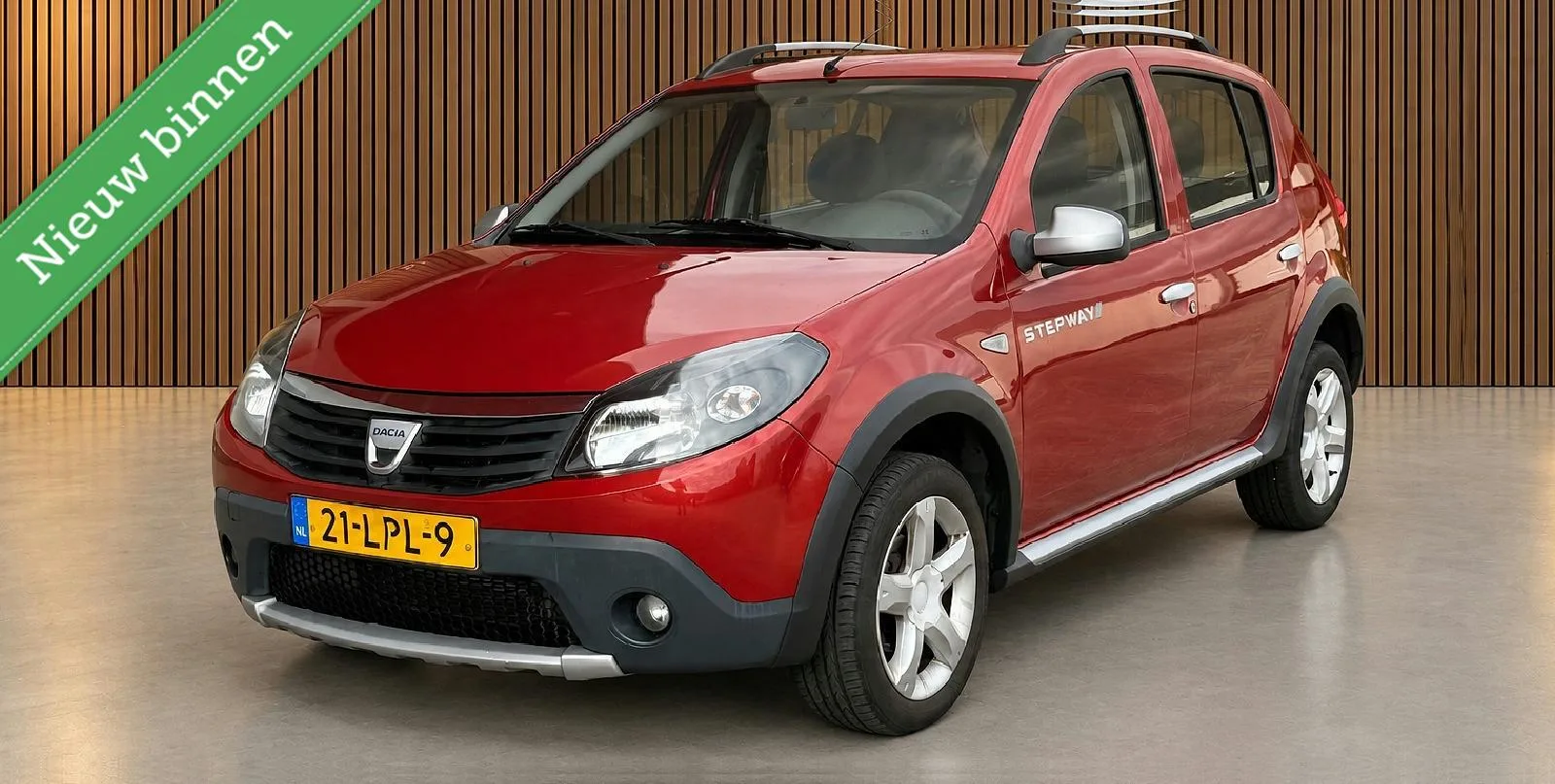 Dacia Sandero (2010) — foto 1