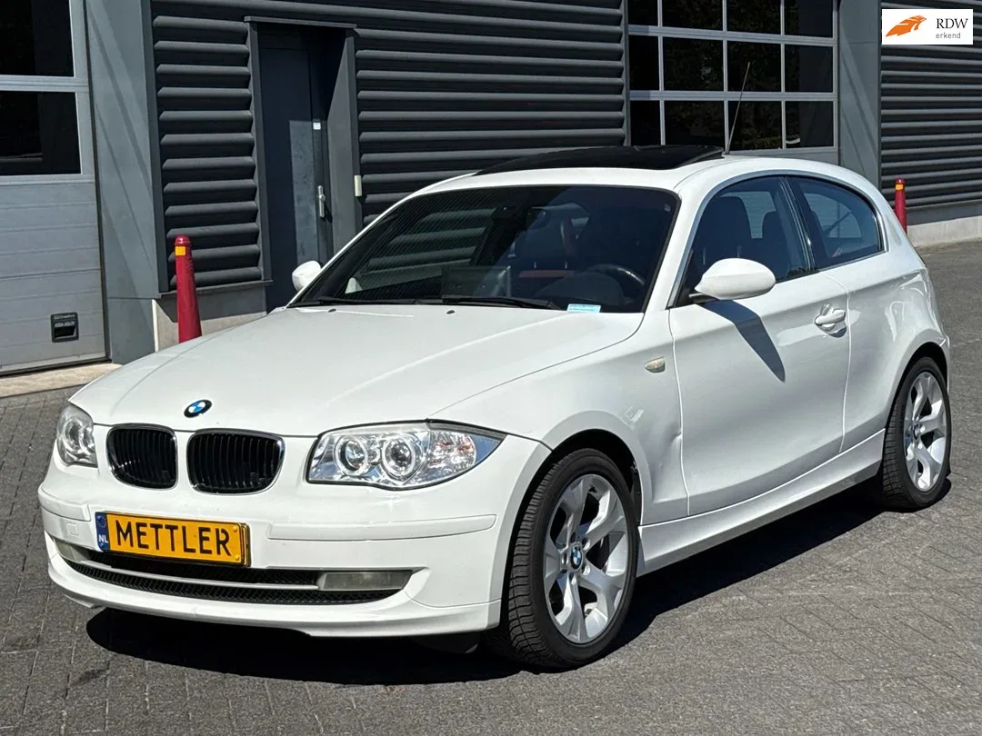 BMW 1-Serie (2007) — foto 1