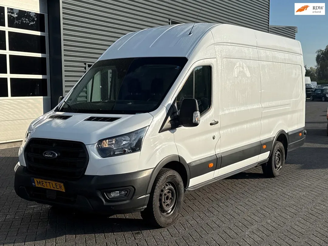 Ford Transit (2024) — foto 1