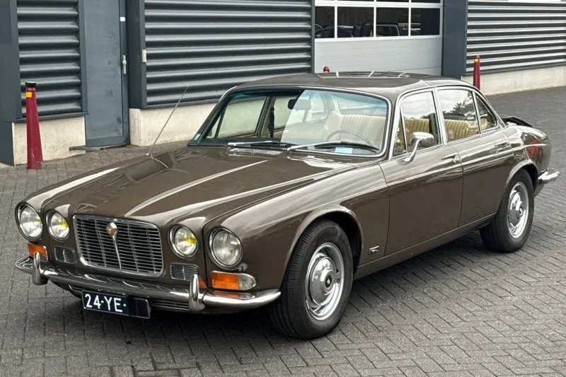 Jaguar XJ (1973)