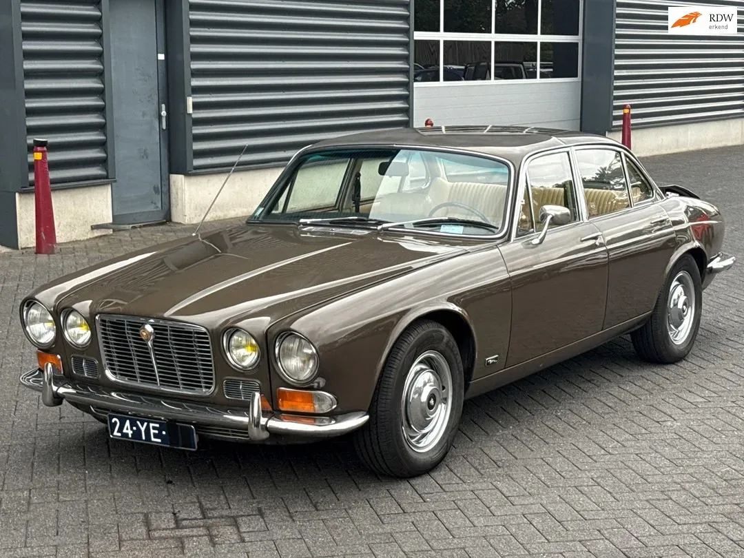 Jaguar XJ (1973) — foto 1