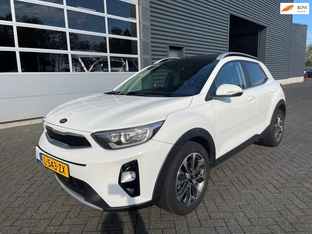 Kia Stonic (2024) — foto 1