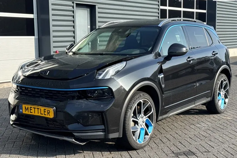 Lynk & Co 01 (2021)
