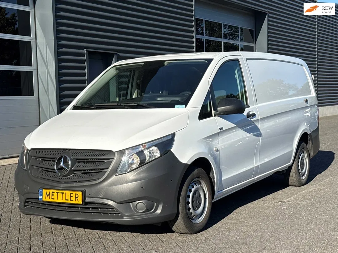 Mercedes-Benz Vito (2023) — foto 1