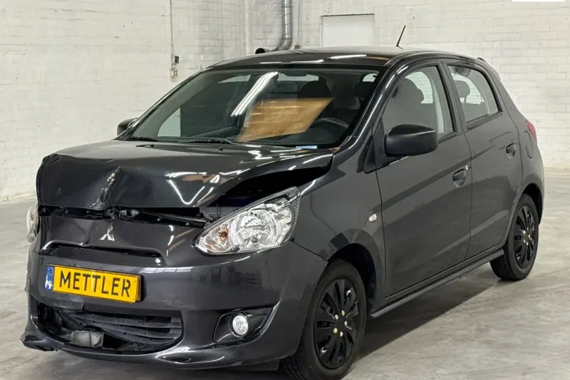 Mitsubishi Space Star (2014)