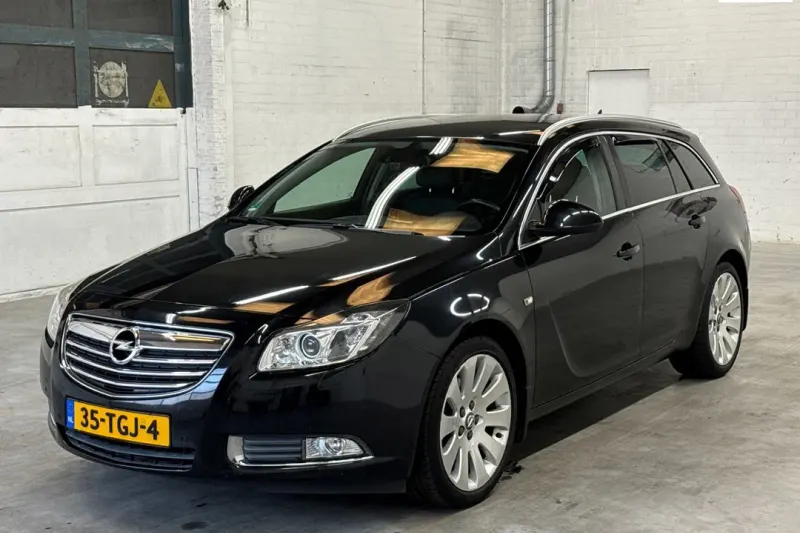 Opel Insignia (2012)