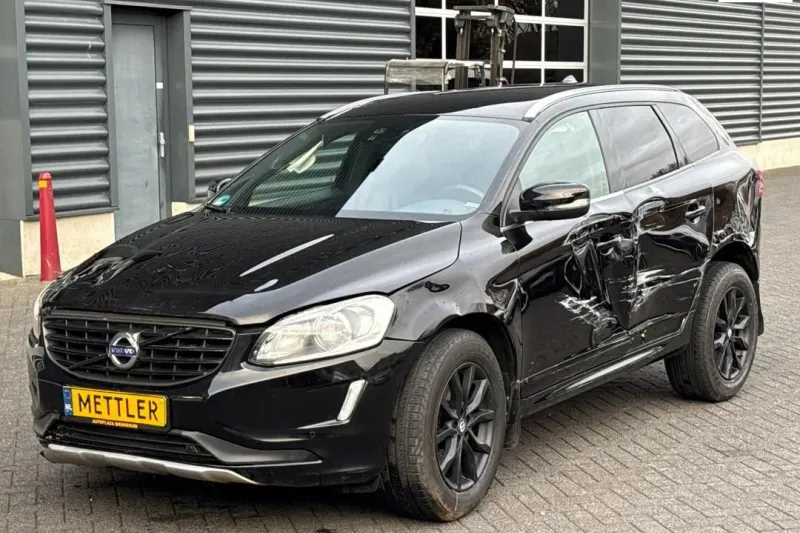 Volvo XC60 (2024)