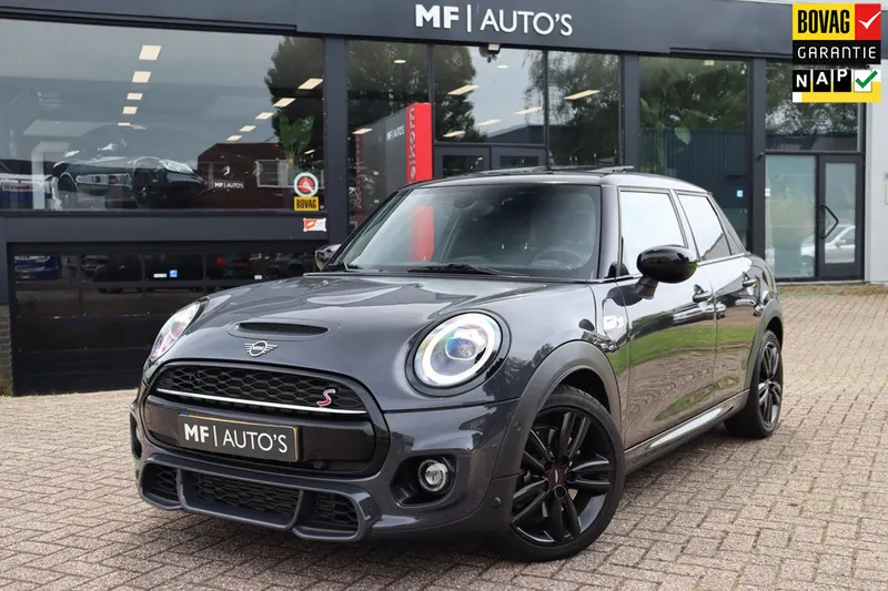 MINI Cooper S (2021)