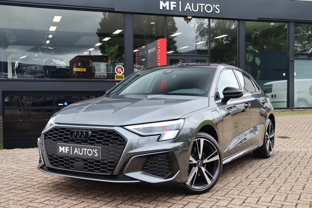 Audi A3 (2021) — foto 1