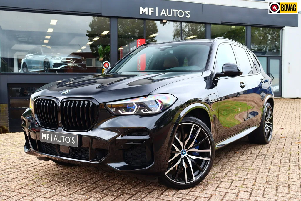 BMW X5 (2022) — foto 1