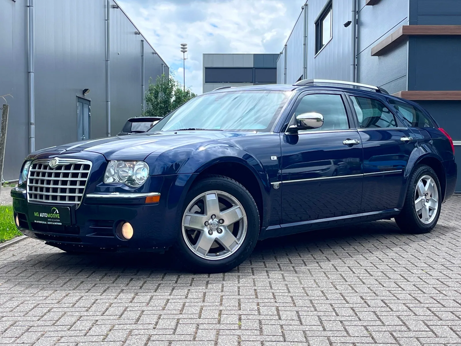 Chrysler 300C (2006) — foto 1