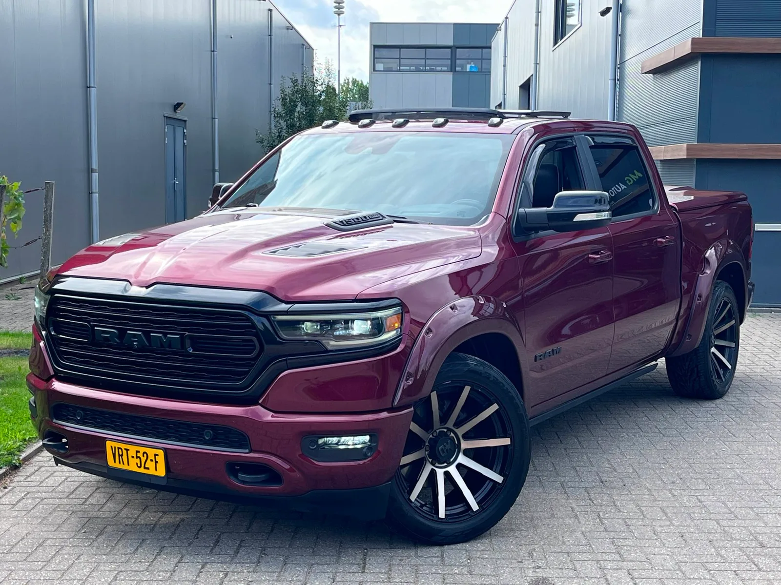 Dodge RAM (2022) — foto 1