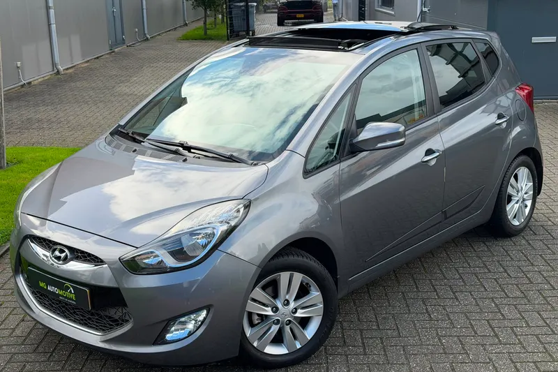 Hyundai ix20 (2012)