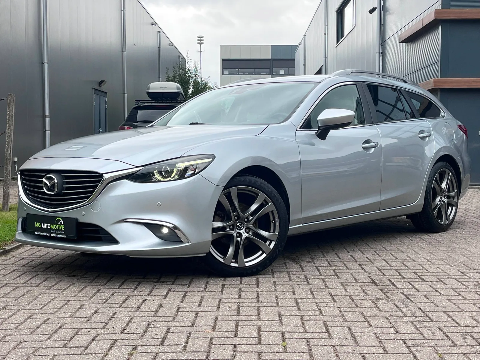 Mazda 6 Sportbreak (2015) — foto 1