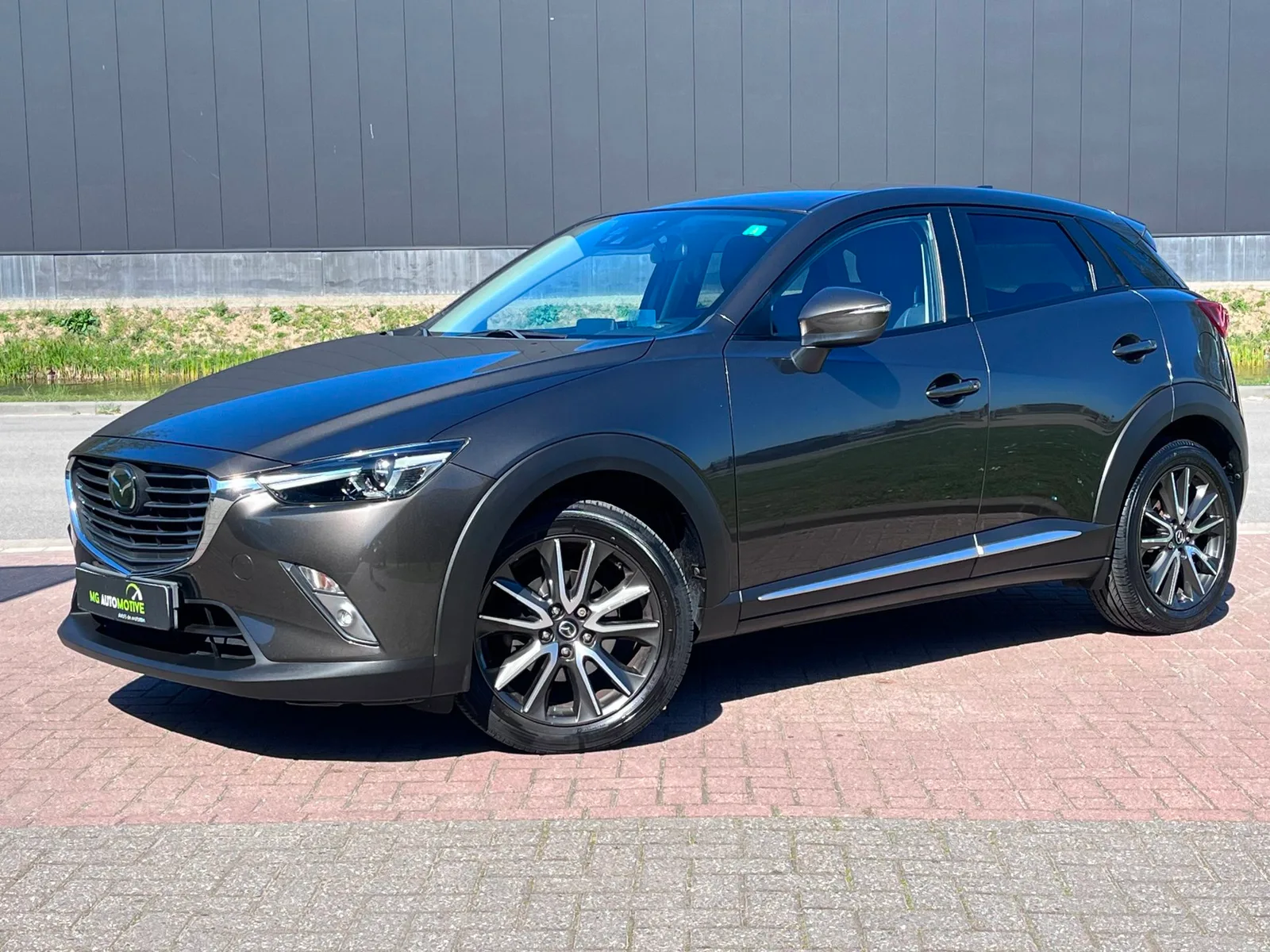 Mazda CX-3 (2017) — foto 1