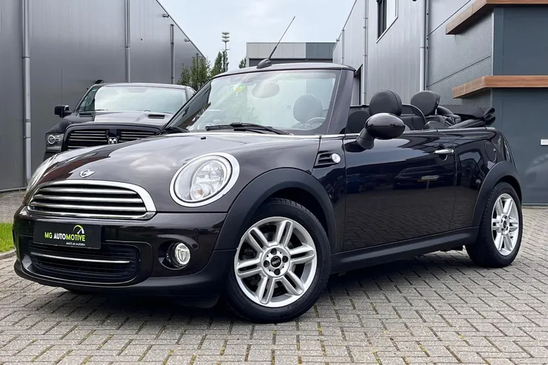 MINI Cabrio (2014)