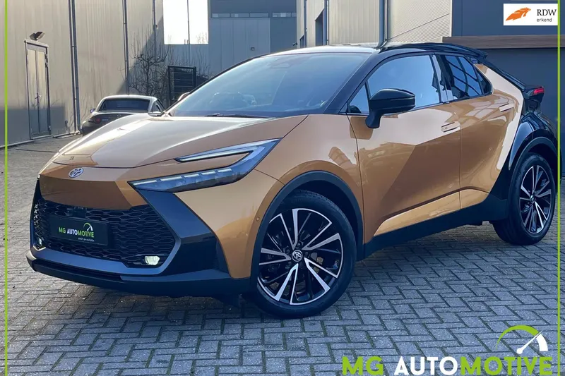 Toyota C-HR (2024)