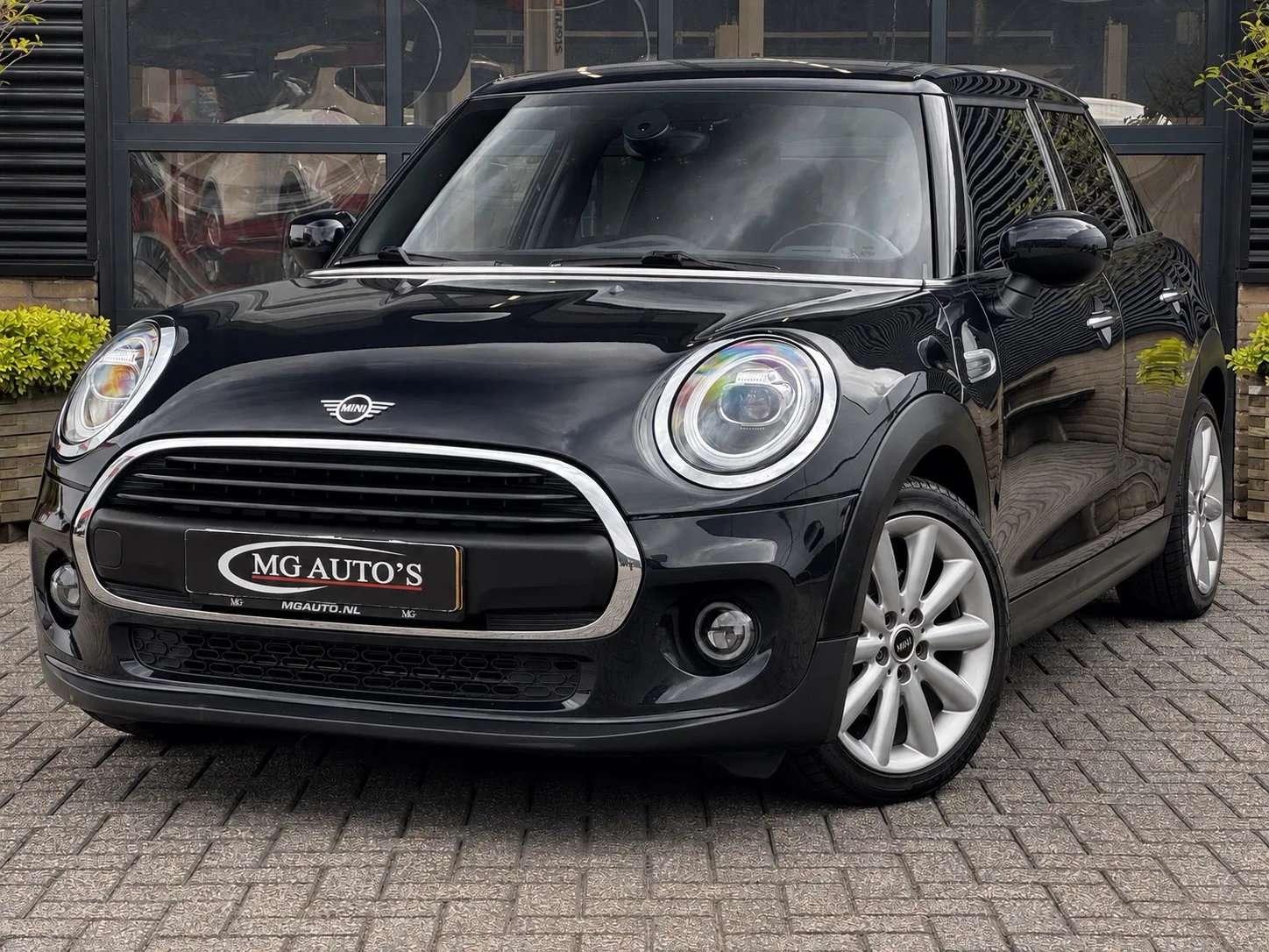 MINI One (2021) — foto 1