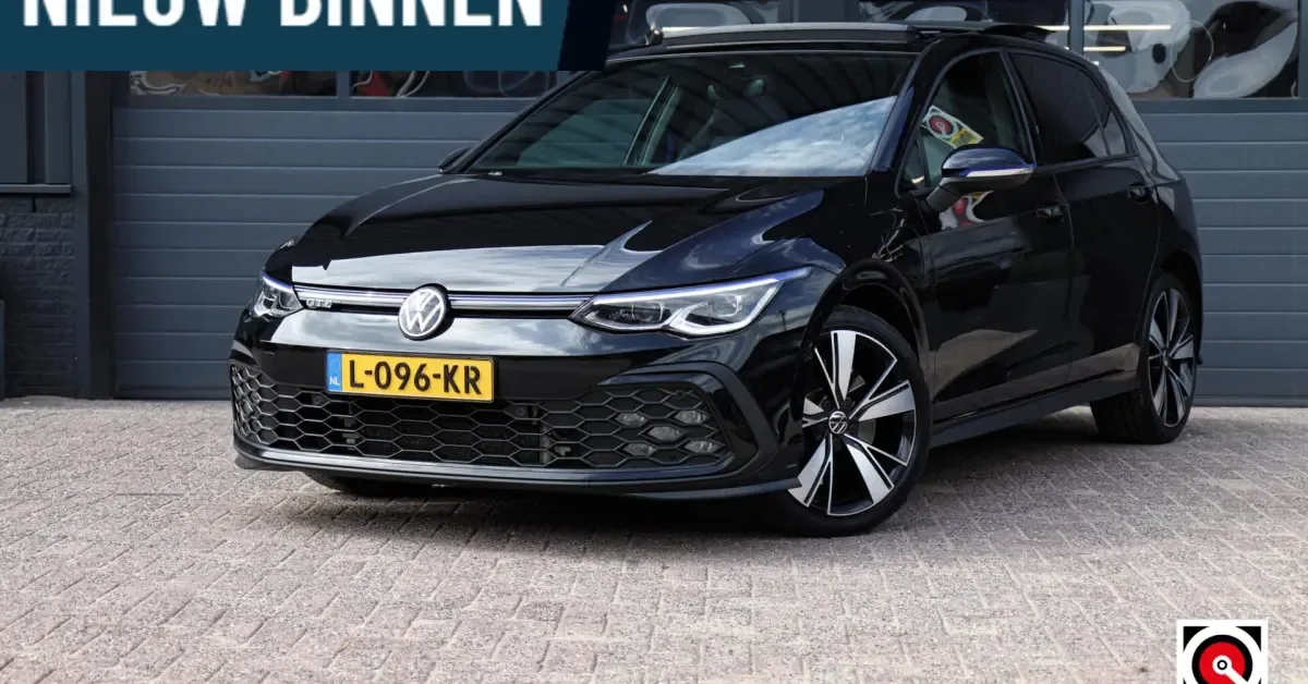 Volkswagen Golf (2021) — foto 1