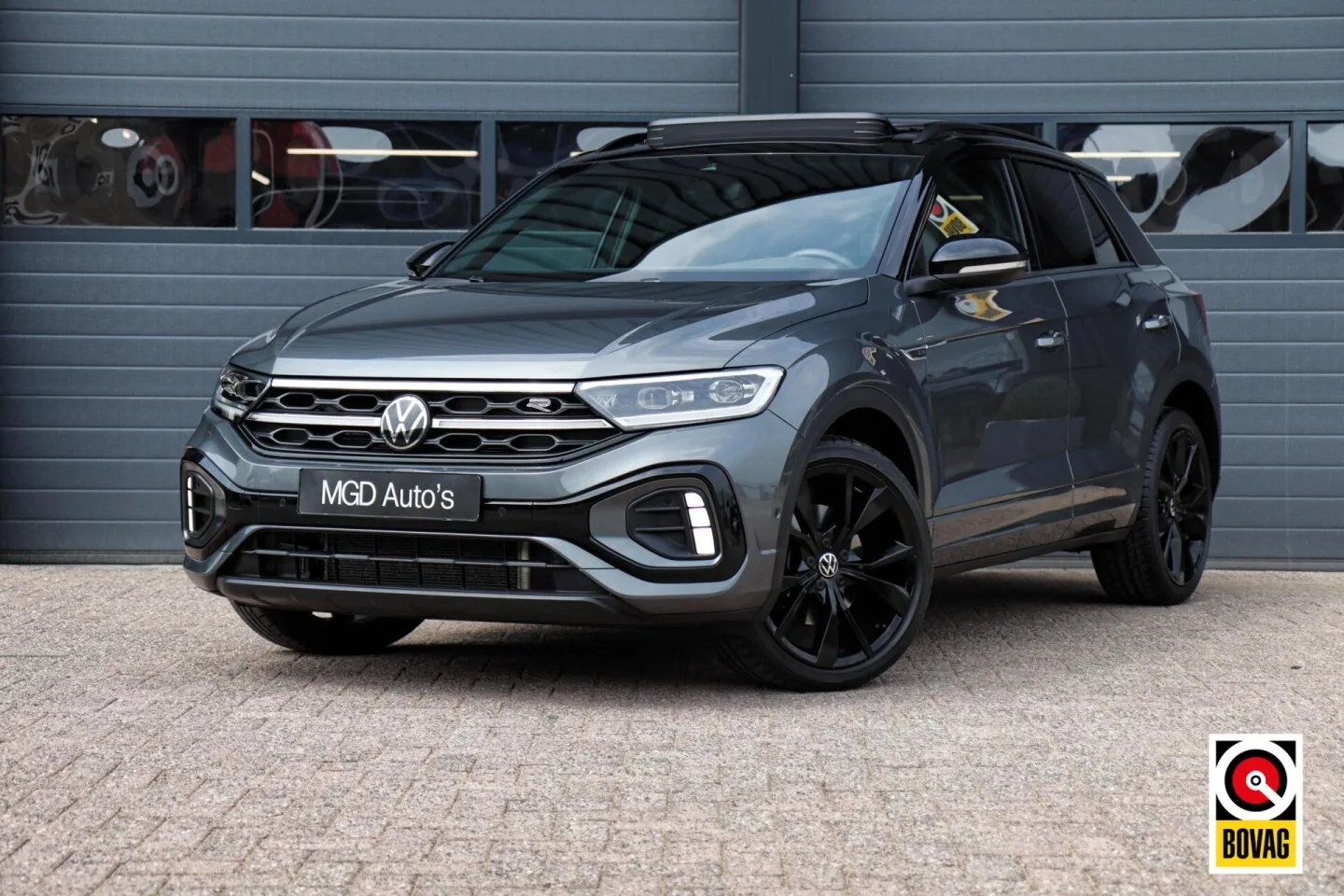 Volkswagen T-Roc (2023) — foto 1