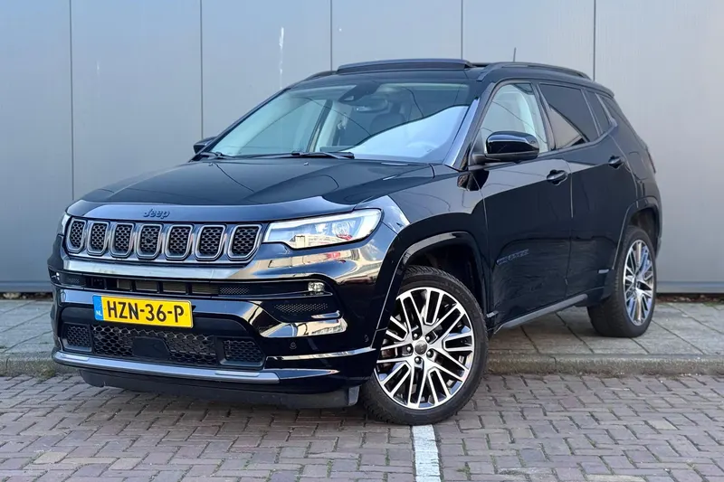 Jeep Compass (2025)