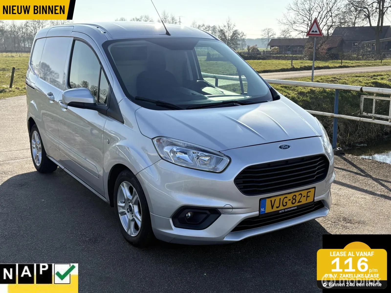 Ford Transit Courier (2021) — foto 1