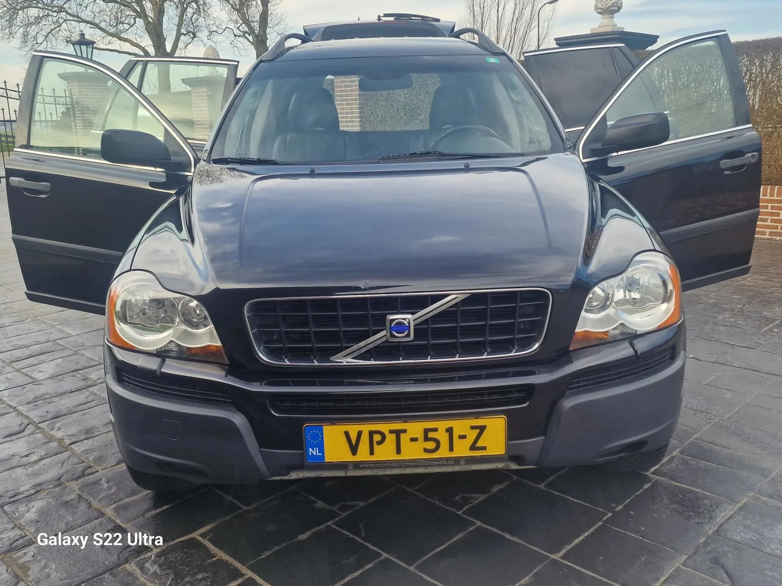Volvo XC90 (2003) — foto 1