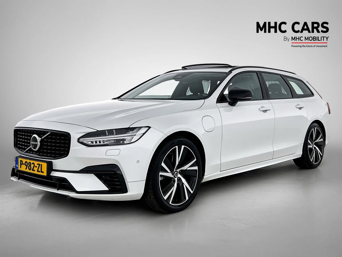 Volvo V90 (2022) — foto 1