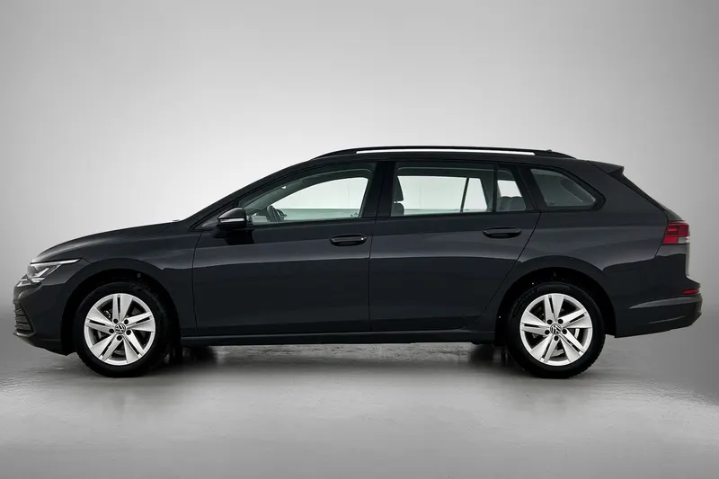 Volkswagen Golf (2022)