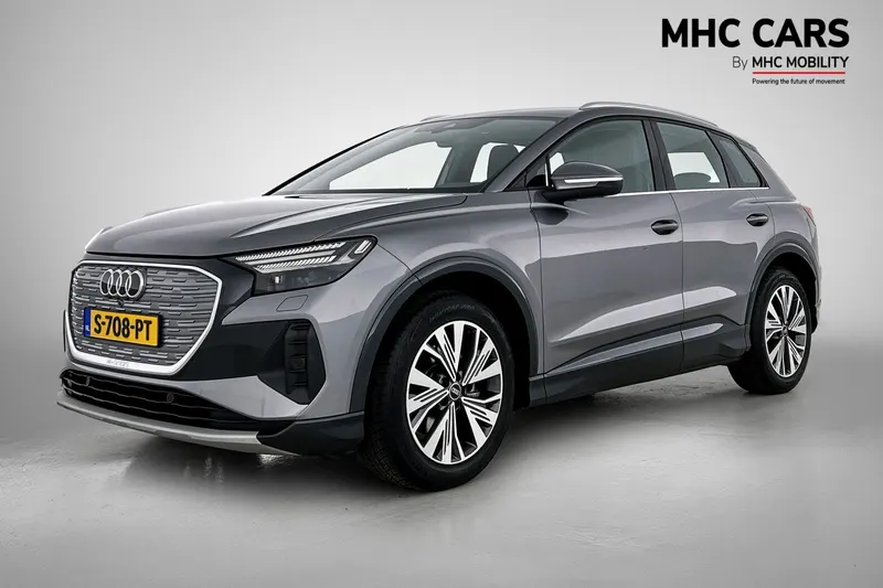 Audi Q4 e-tron (2023)