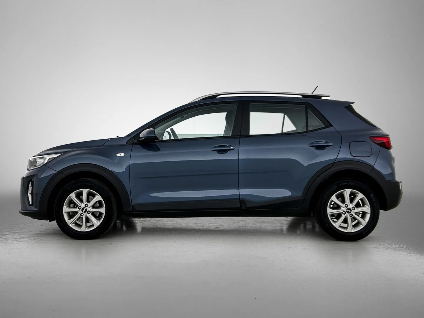 Kia Stonic (2022) — foto 1