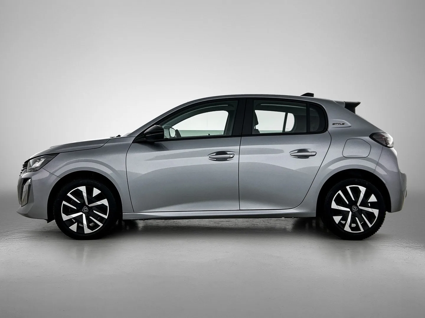Peugeot 208 (2025) — foto 1