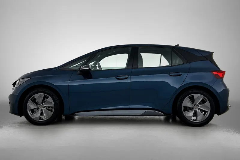 CUPRA Born (2021)