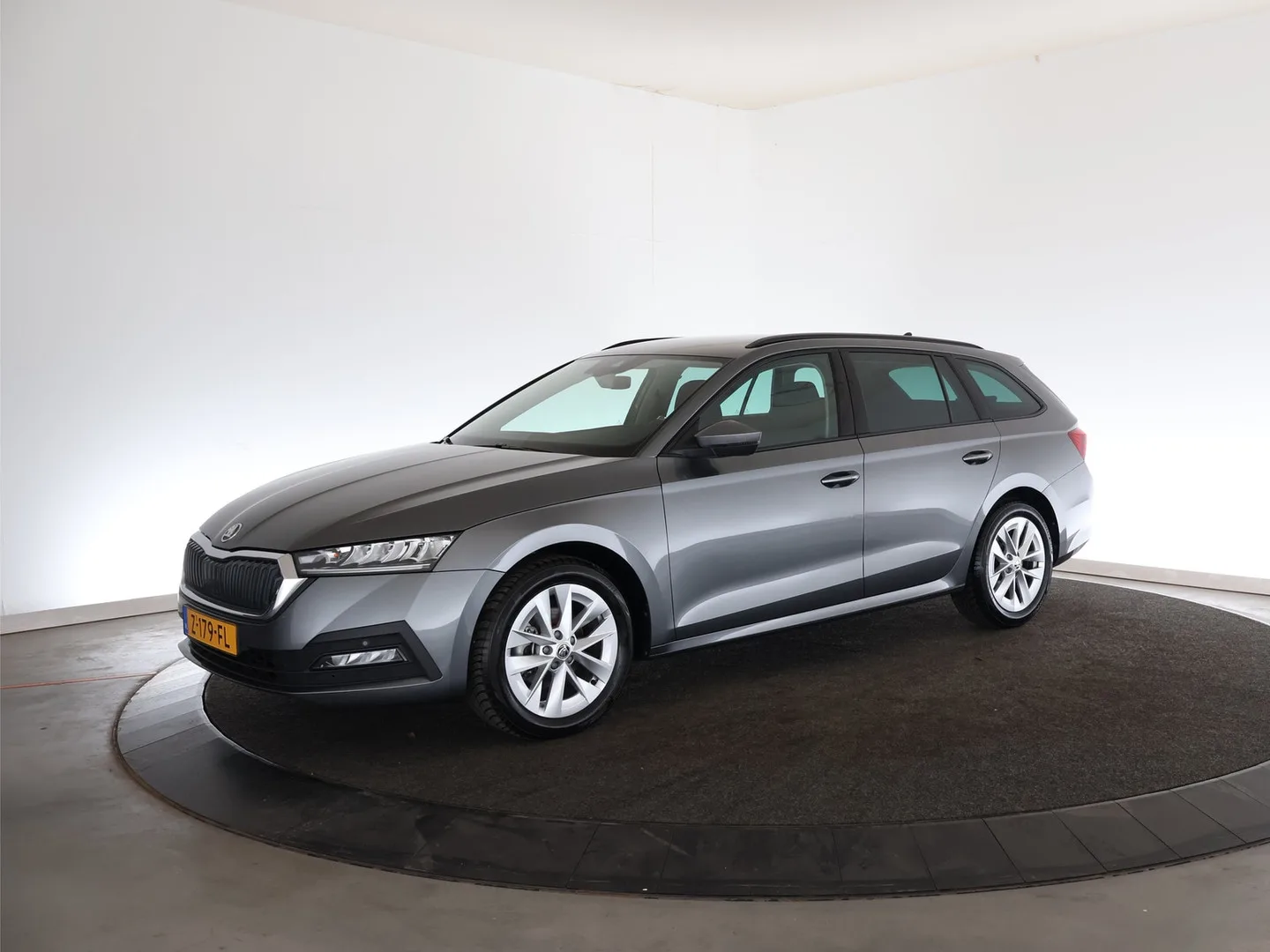 Škoda Octavia (2024) — foto 1