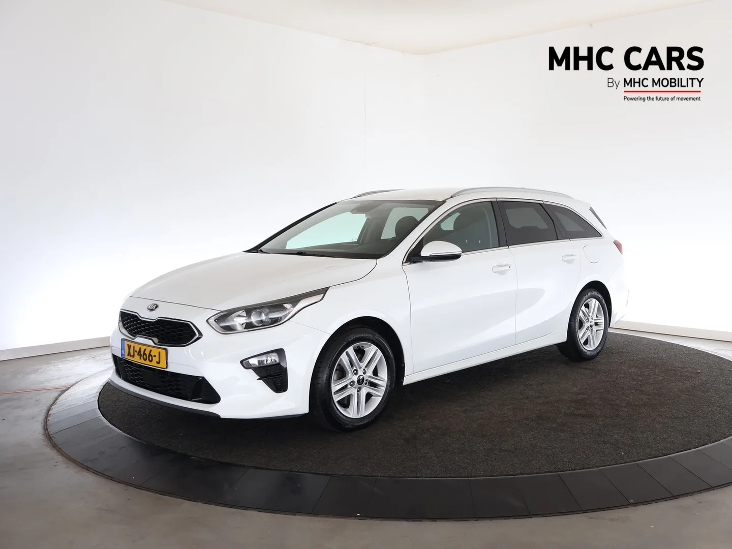 Kia Ceed Sportswagon (2019) — foto 1