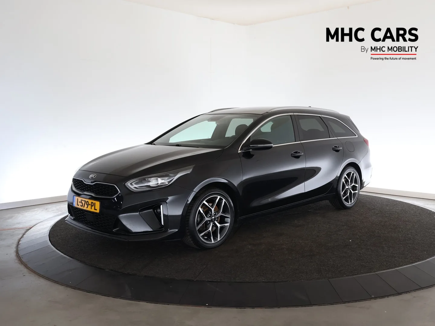 Kia Ceed Sportswagon (2021) — foto 1