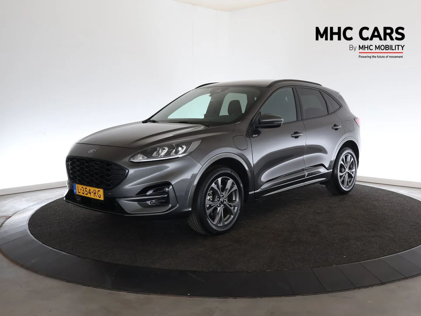 Ford Kuga (2021) — foto 1