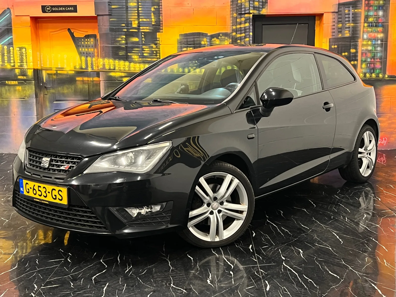 SEAT Ibiza (2013) — foto 1