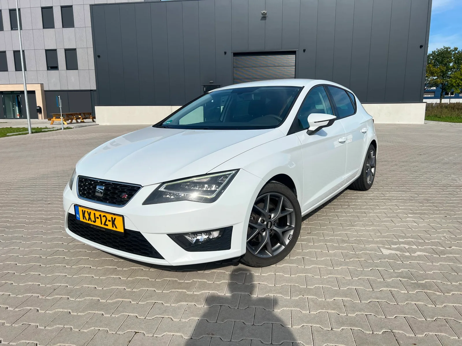 SEAT Leon (2014) — foto 1