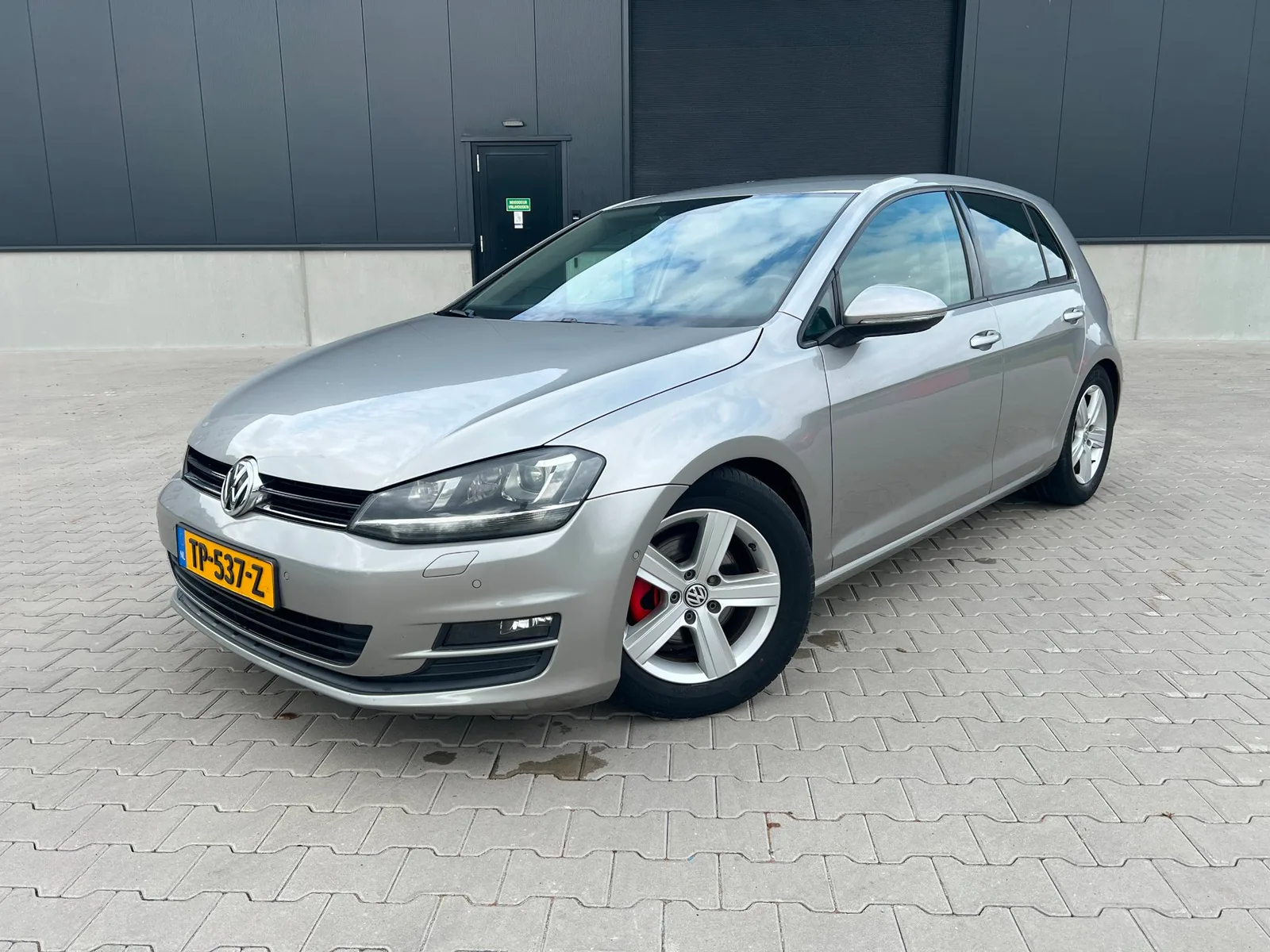 Volkswagen Golf (2014) — foto 1