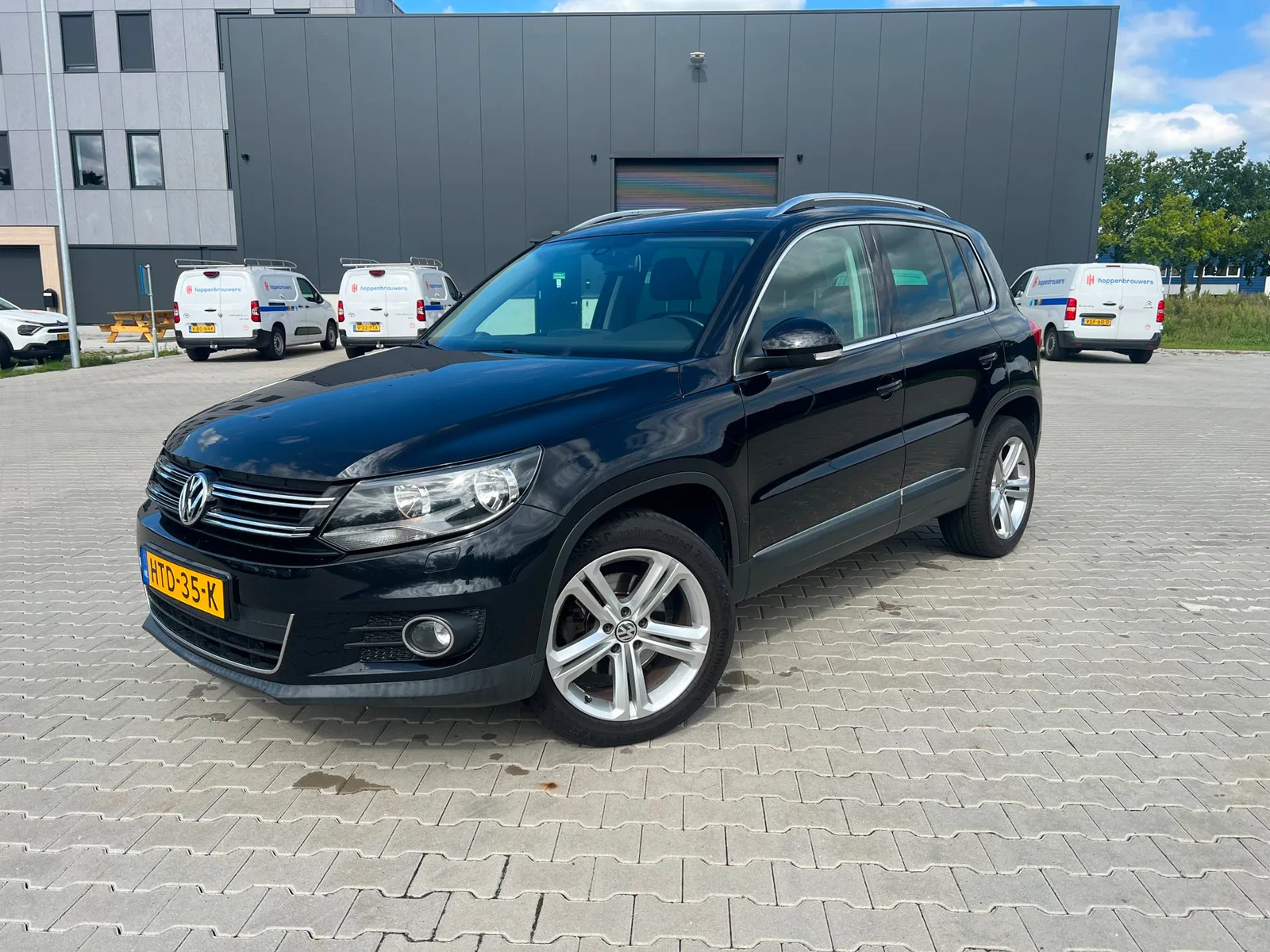 Volkswagen Tiguan (2013) — foto 1