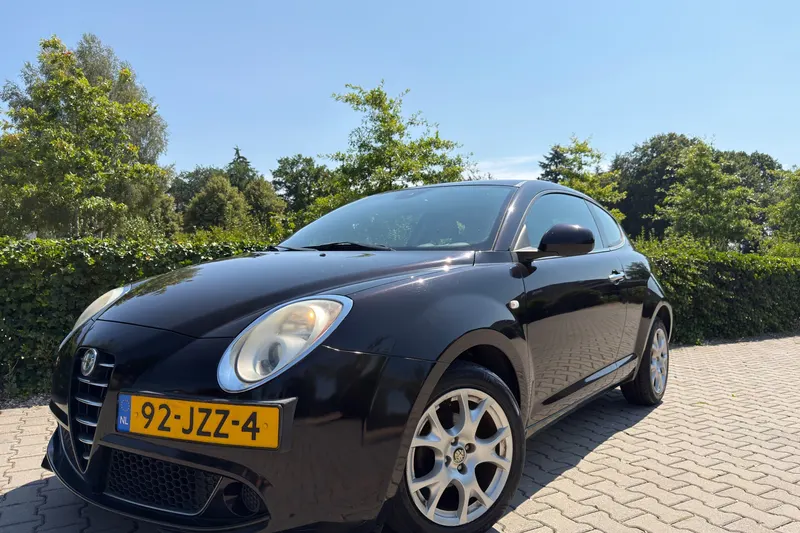 Alfa Romeo Mito (2009)