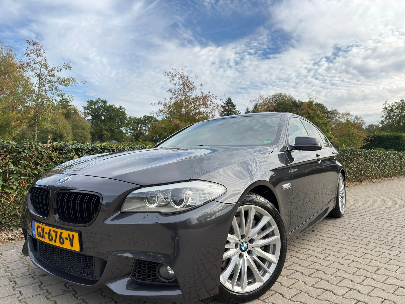 BMW 5-Serie (2011) — foto 1