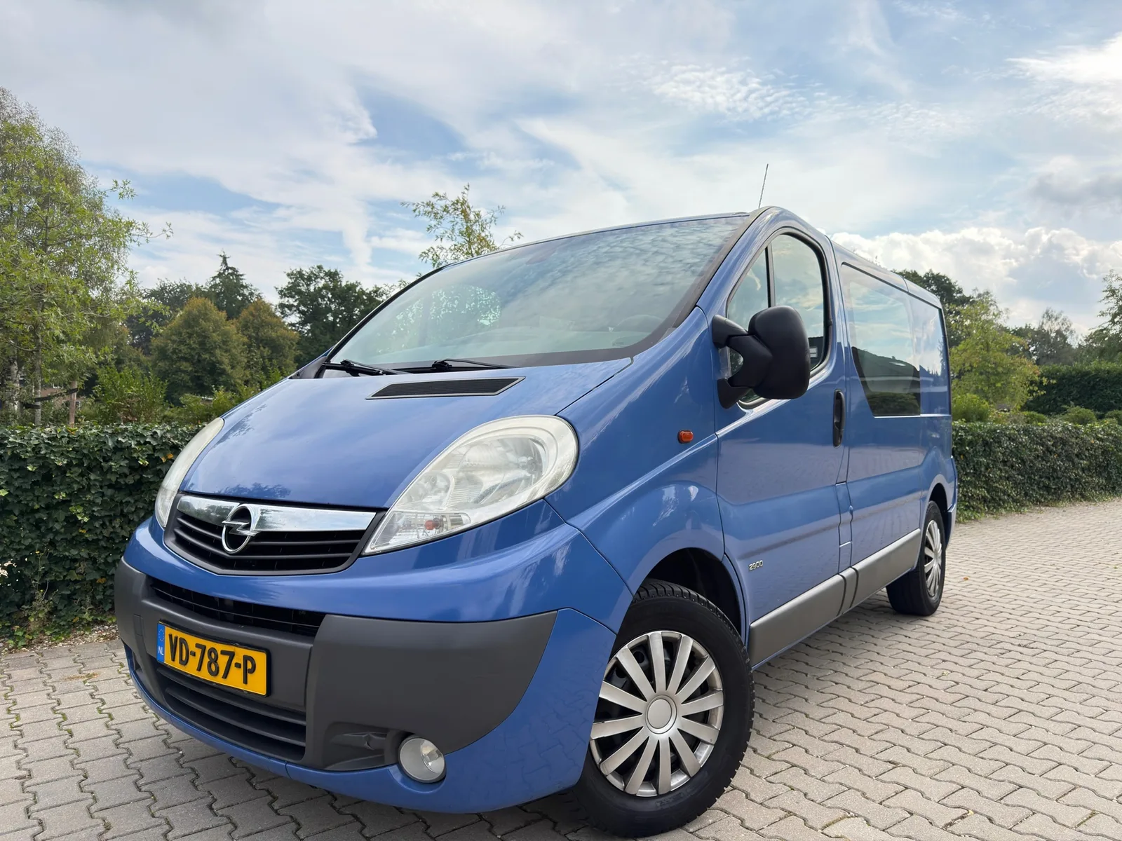 Opel Vivaro (2013) — foto 1