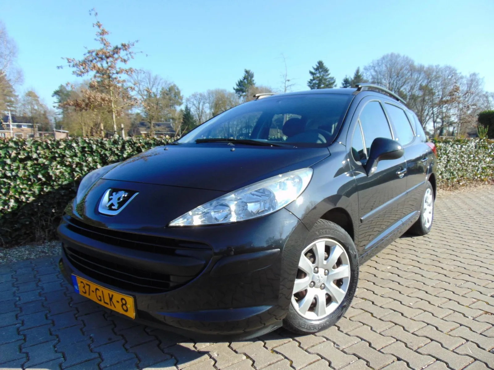 Peugeot 207 (2008) — foto 1
