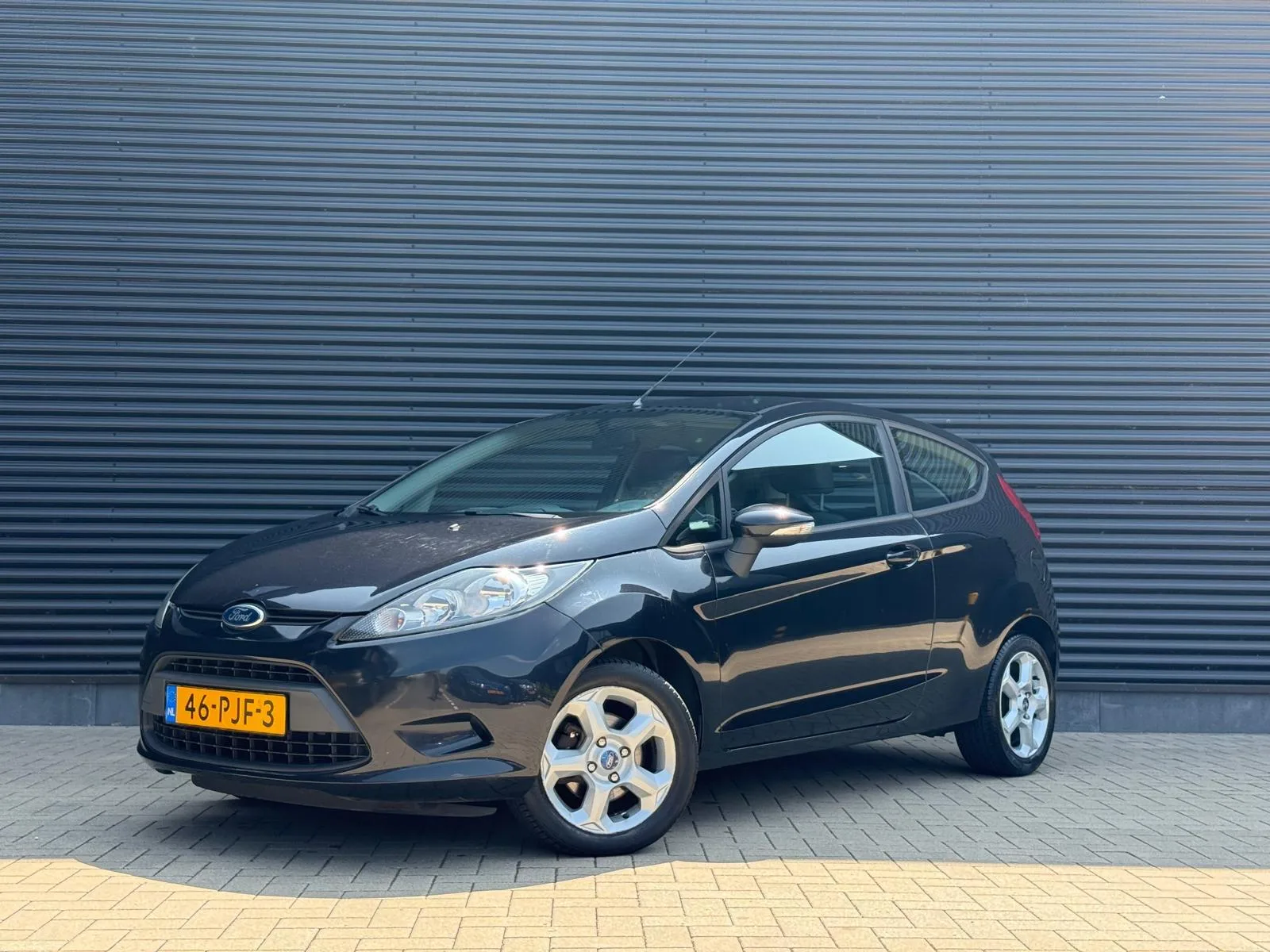 Ford Fiesta (2011) — foto 1