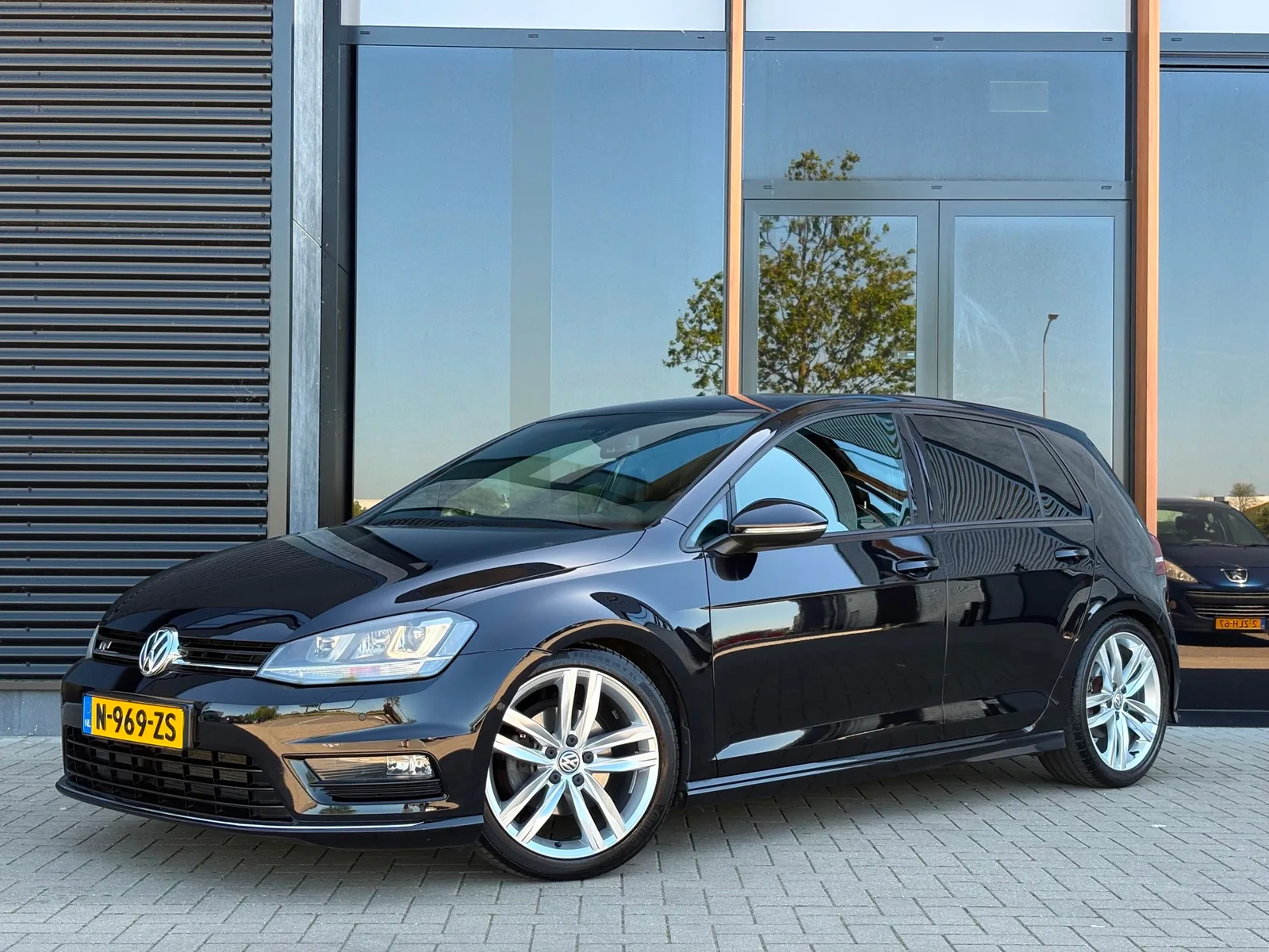 Volkswagen Golf (2014) — foto 1